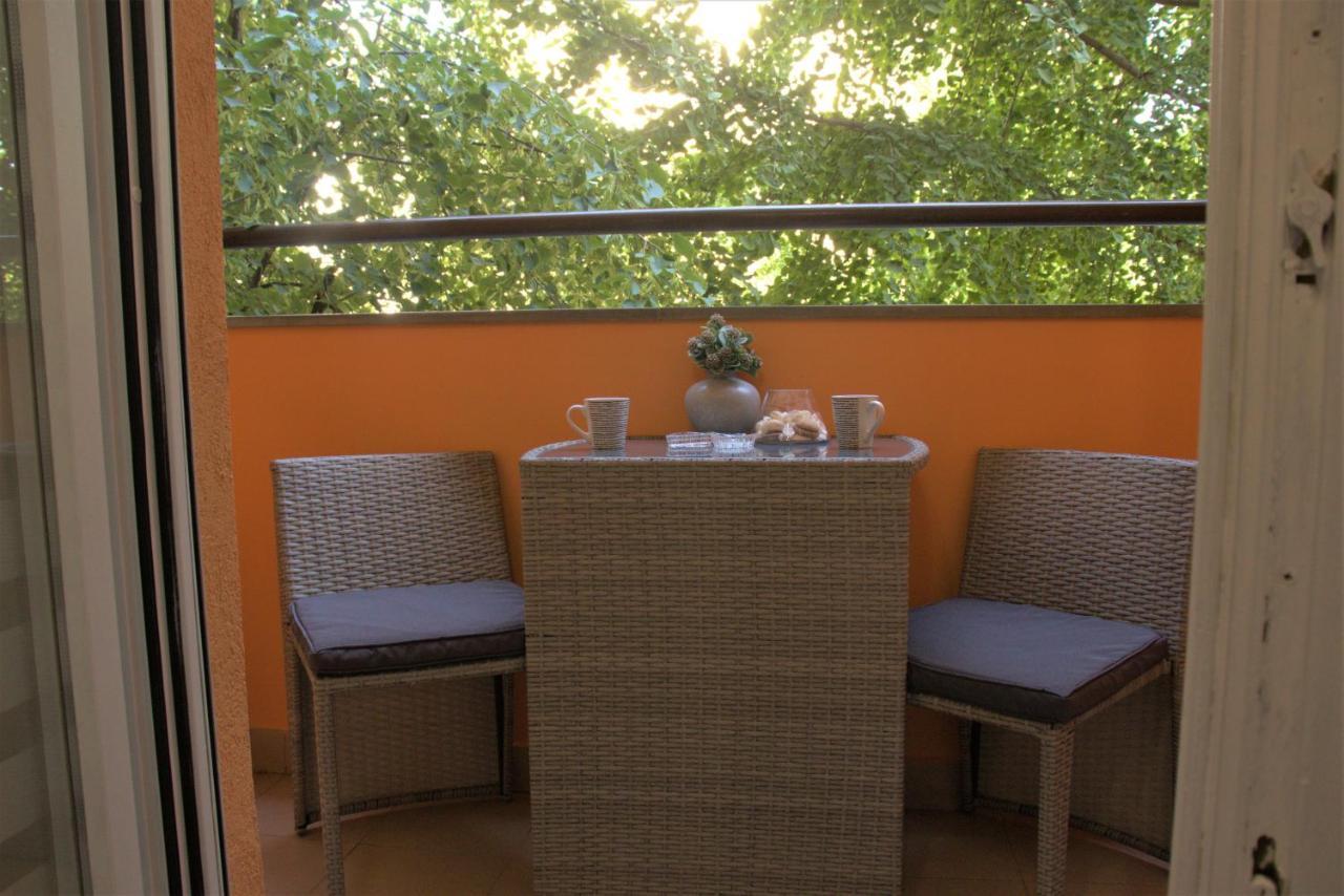 Novi Sad Apartman Tenigo ภายนอก รูปภาพ